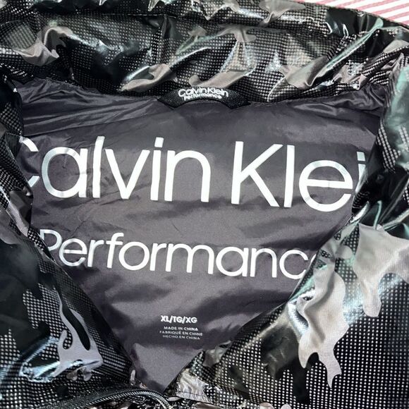 BLACK & Gray Camo Camoflague Calvin Klein performance vest jacket XL women’s - Picture 7 of 9